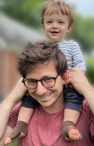 Image of the site owner and his son.